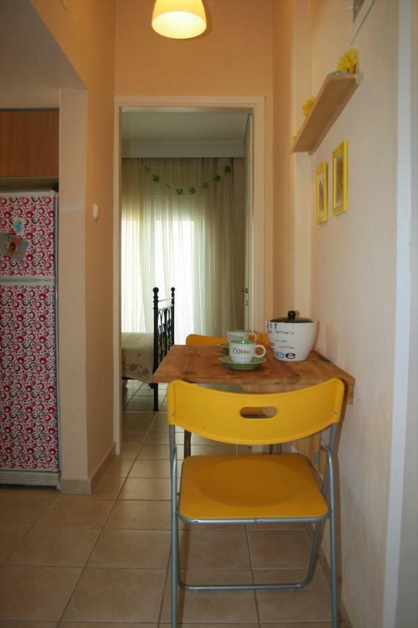 Cosy Apartment By The Sea Metamorfosi  Exteriör bild
